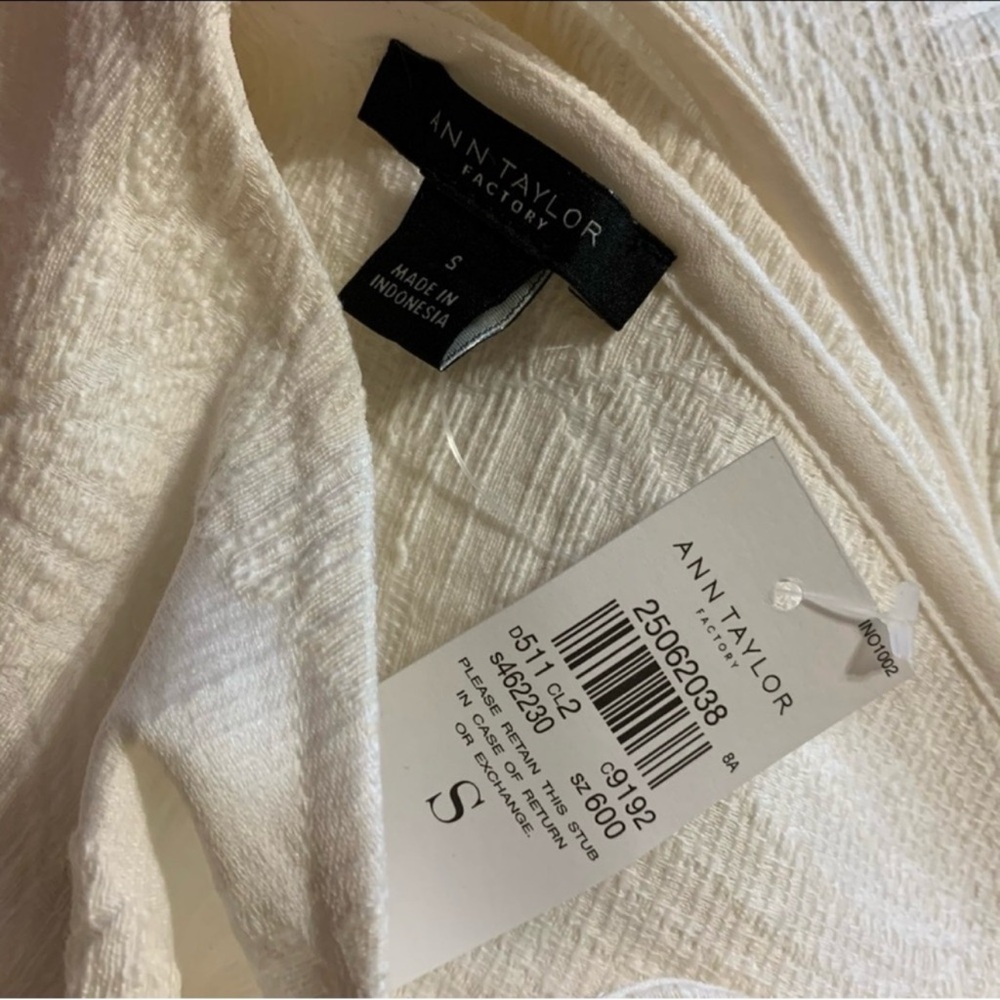 Ann Taylor Tropical Top - Picture 6 of 7
